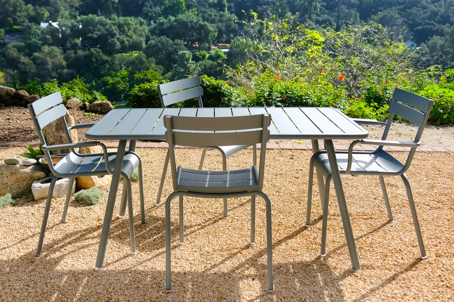 Kinh Nghiệm Chọn Bàn Ghế Inox Cho Quán Cafe 4 Kinh Nghiệm Chọn Bàn Ghế Inox Cho Quán Cafe