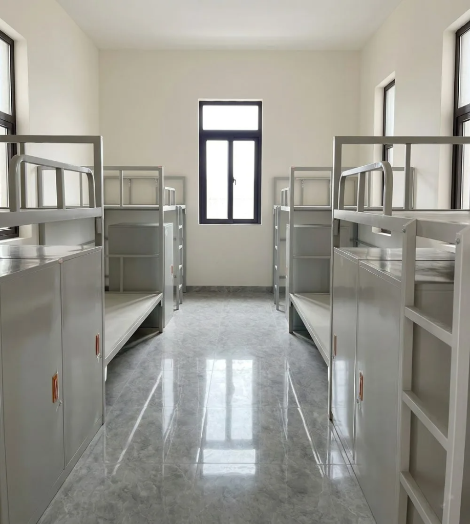 Giường Tầng Sắt và Giường Đơn: Giải Pháp Nào Tối Ưu ROI Cho Ký Túc Xá? 7 Giường Tầng Sắt và Giường Đơn: Giải Pháp Nào Tối Ưu ROI Cho Ký Túc Xá?